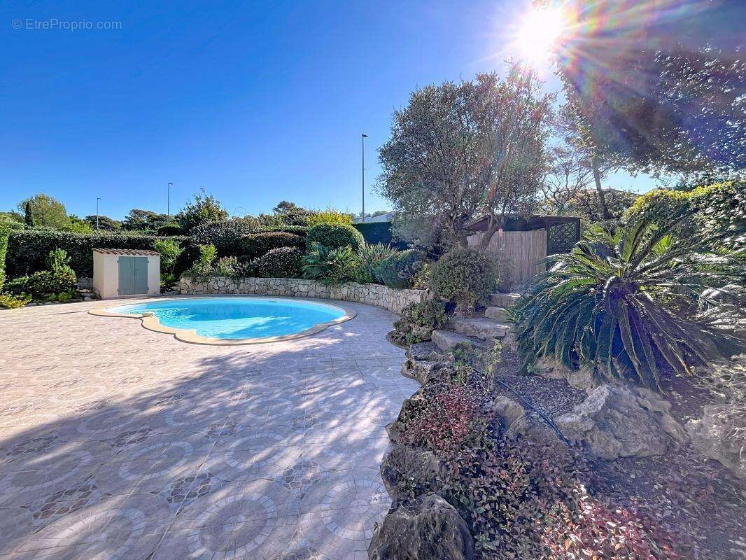 Maison à SAINT-RAPHAEL