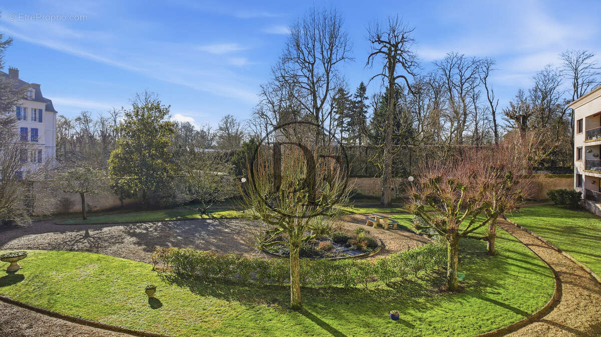 Appartement à FONTAINEBLEAU