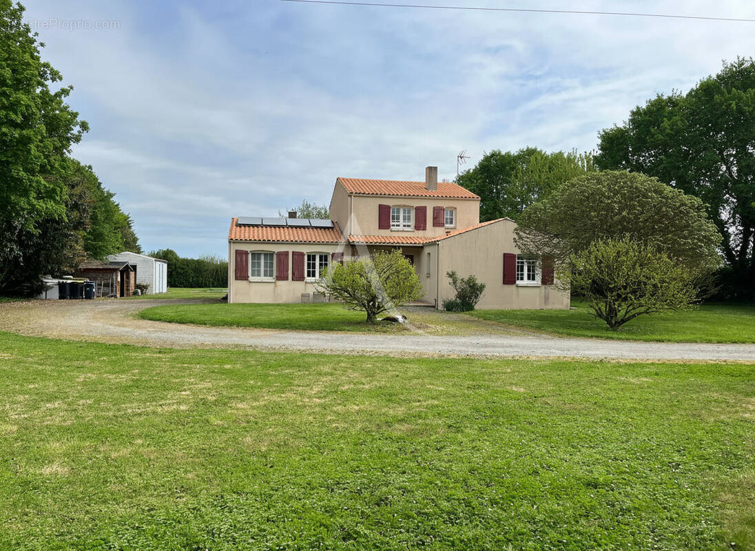 Maison à PETOSSE