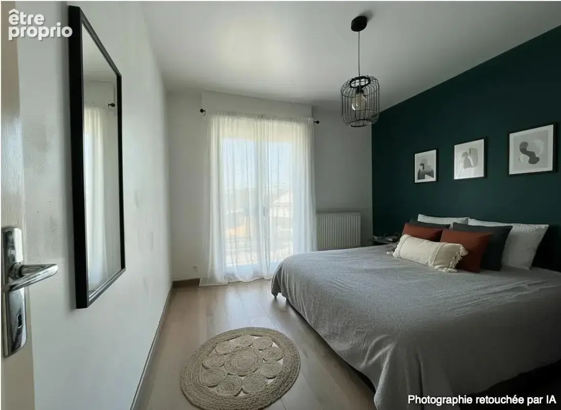 Chatellerault  - pavillon familial de 166 m² - 6 chambres + pièces modulables - terrain clos de 577 m² - photo 9