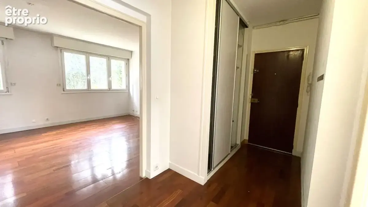 Appartement Lille 2 pièces 53 m2 avec Garage et Cave - photo 2