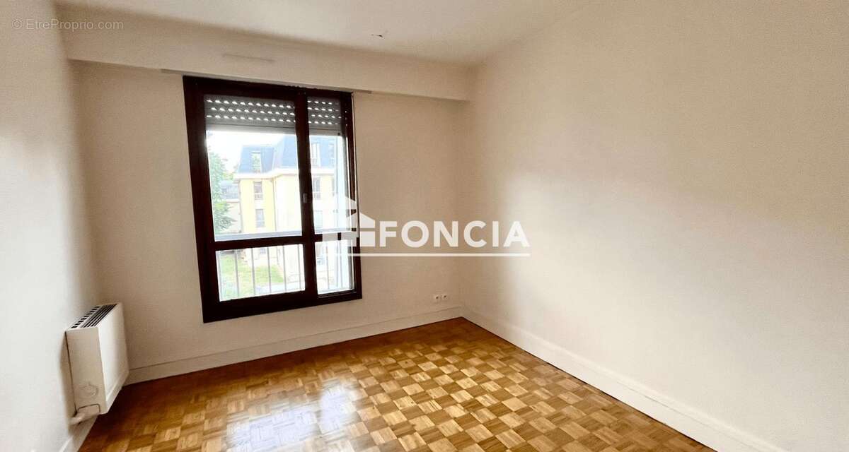 Appartement à VERSAILLES