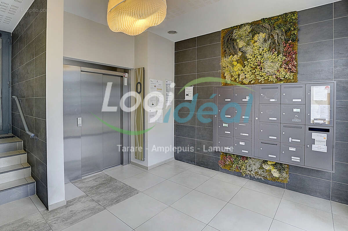 Appartement à SATHONAY-CAMP