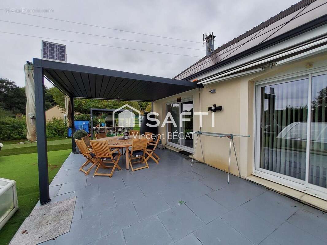 Photo 2 - Maison à VOULX