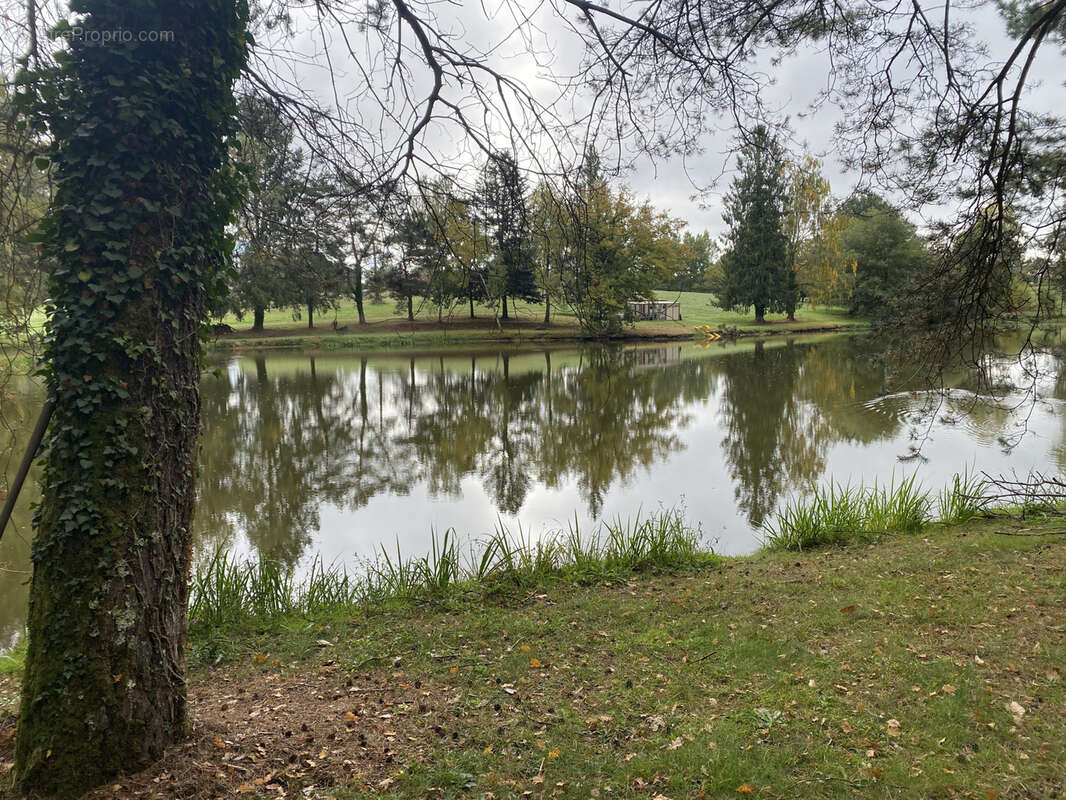 Maison à SAINT-HILAIRE-LES-PLACES