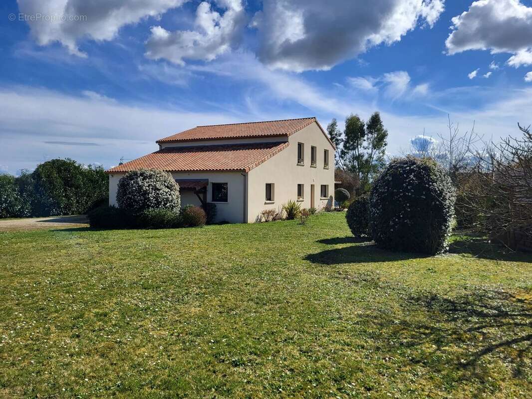 Maison impeccable de cinq chambres  et économe en énergie - photo 18