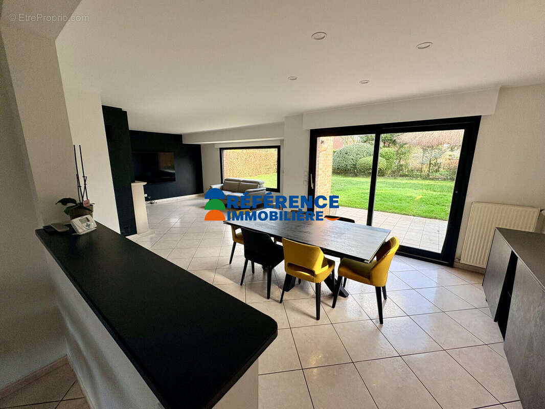 Maison à WAMBRECHIES