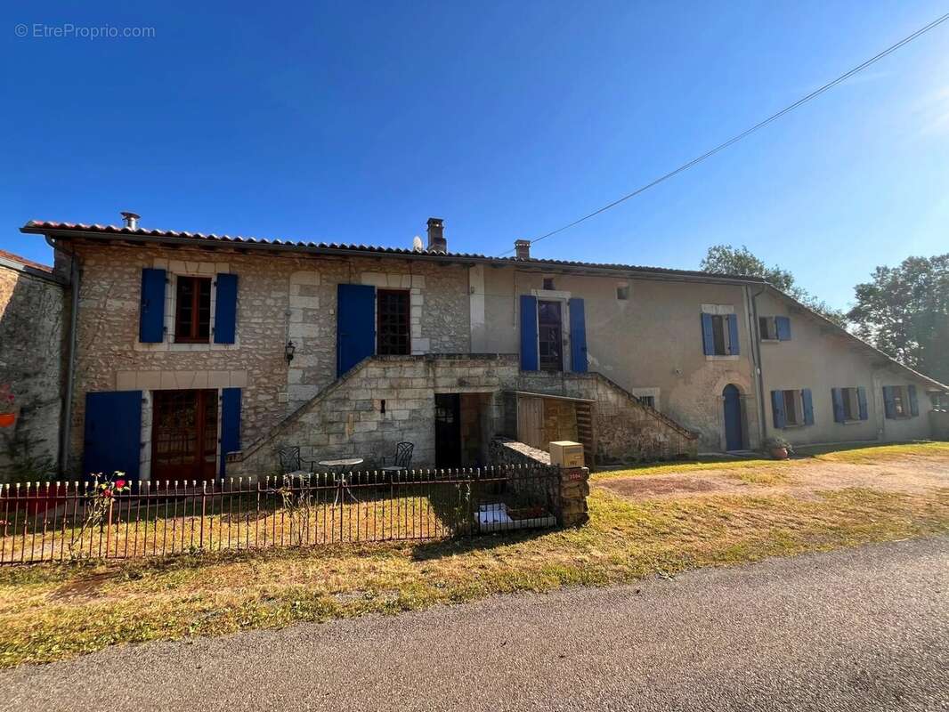 Maison à VERTEILLAC