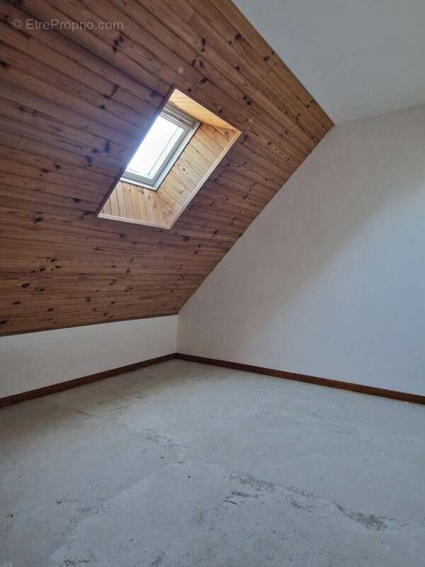 Maison à POMMERIT-LE-VICOMTE