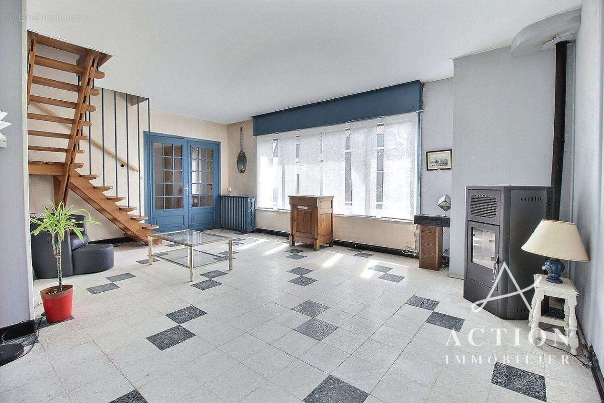 Maison à LYS-LEZ-LANNOY