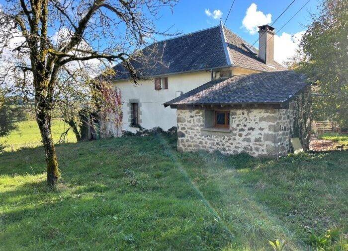 Maison à BASSIGNAC-LE-HAUT