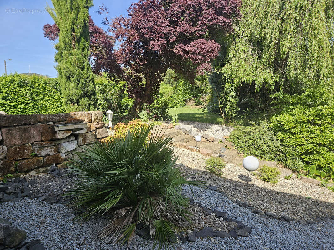Maison à ROTT