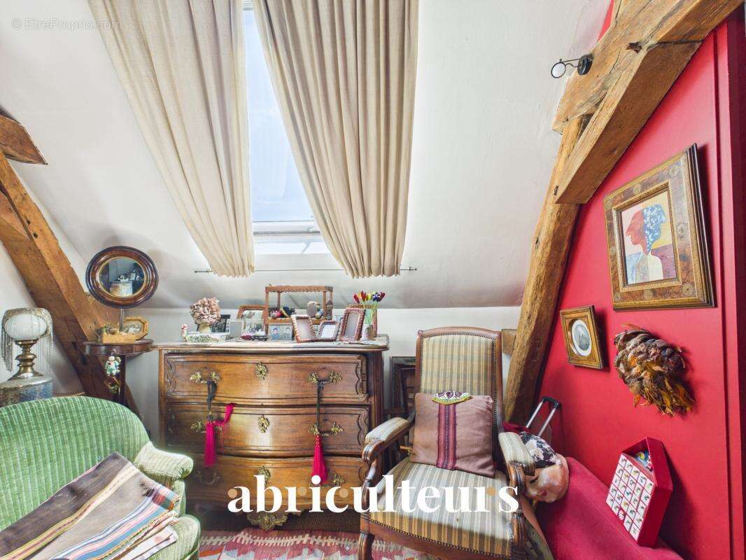 Maison Historique de Charme 103 m² – Cour Pavée & Terrasse – en vente à Le Pecq (78230) - photo 22