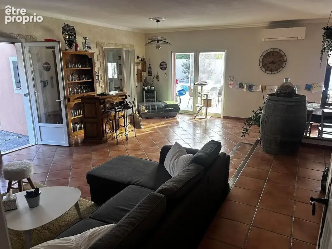 Maison plain-pied 3 chbres + bureau sur 700m² - photo 2