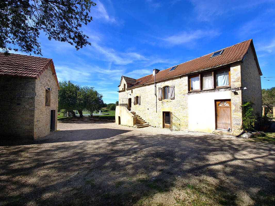 Maison à CAYLUS