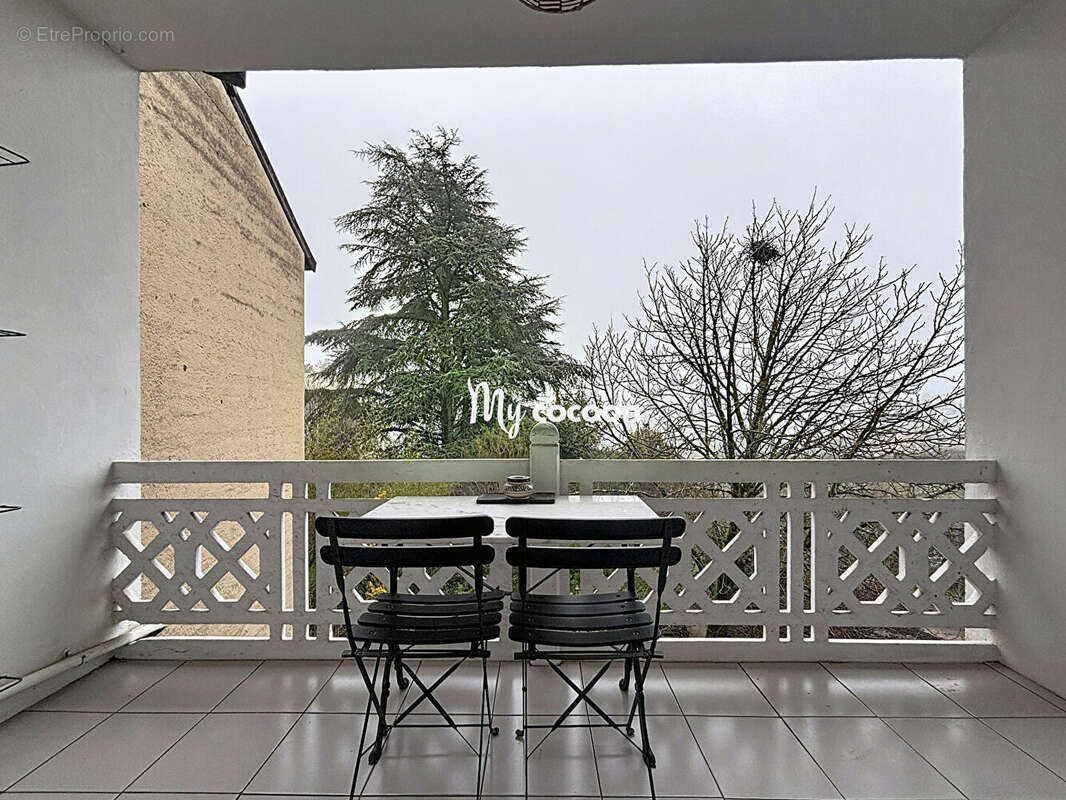 Appartement à RILLIEUX-LA-PAPE