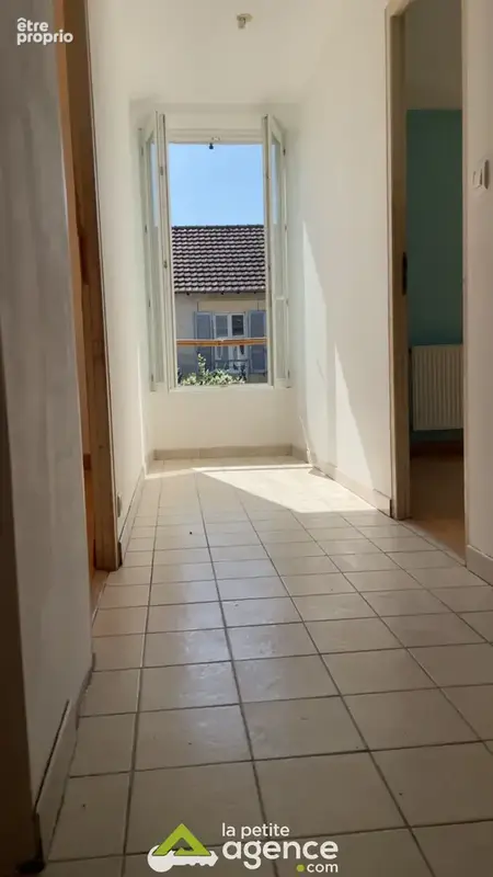 Maison 4 pièces 95 m² à vendre à Sancoins (18600) - photo 13