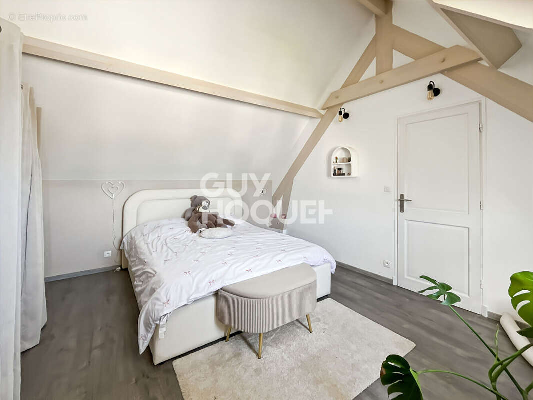 Appartement à FONTENAY-TRESIGNY