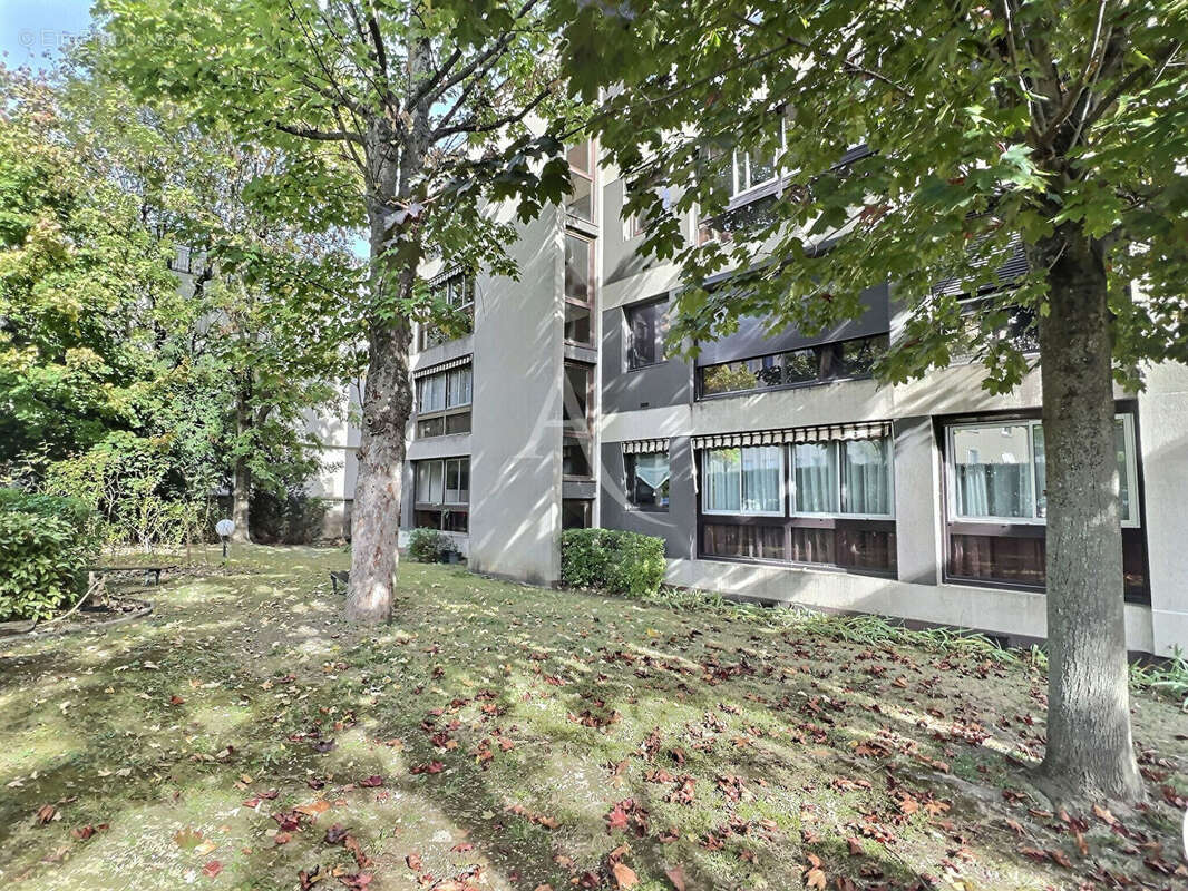 Appartement à THIAIS