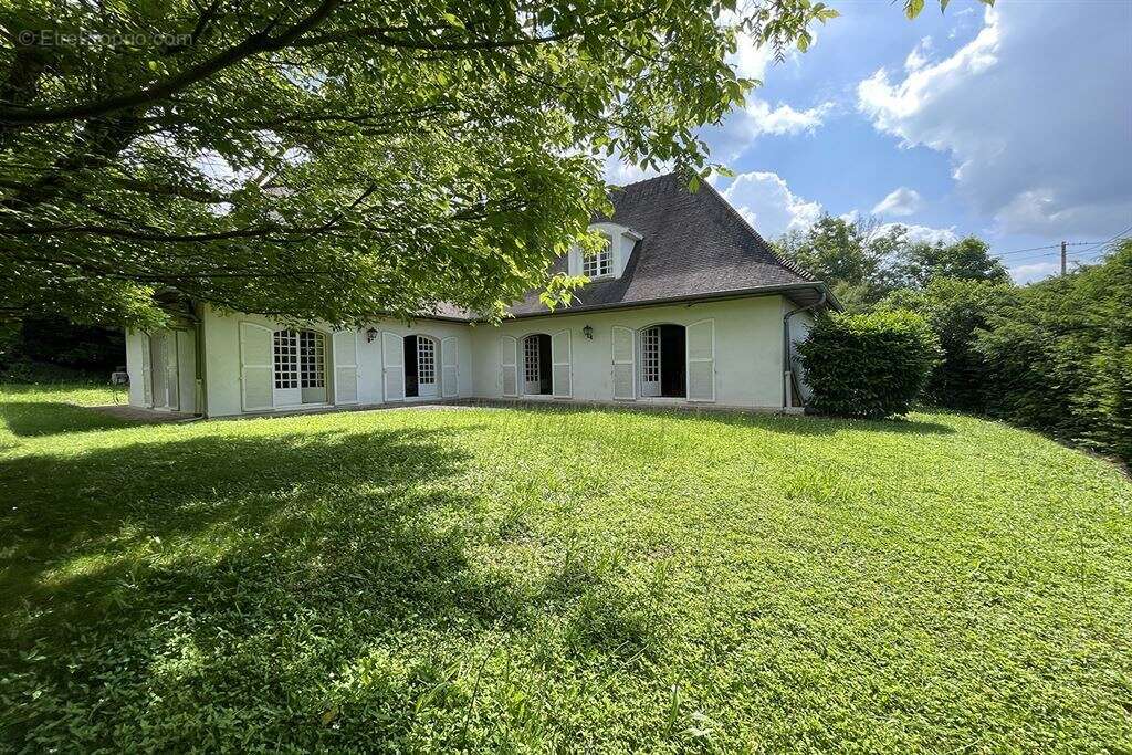 Maison à SUCY-EN-BRIE