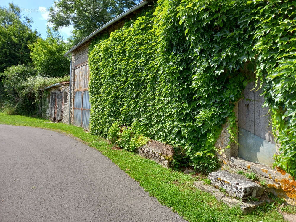 Maison à SUSSEY