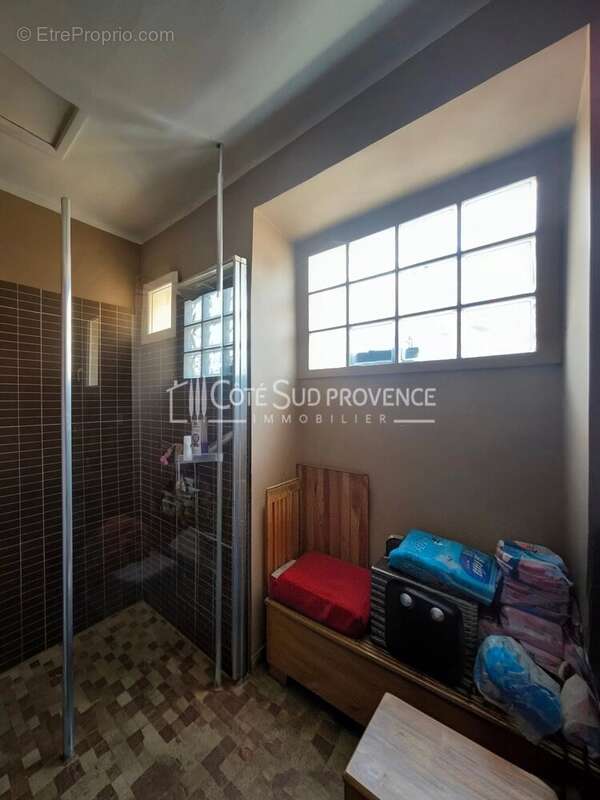 Maison 128 m² à Saint-Didier  - photo 7