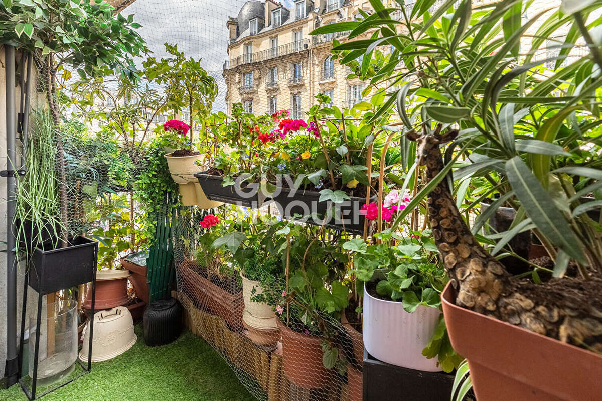 Appartement à PARIS-15E
