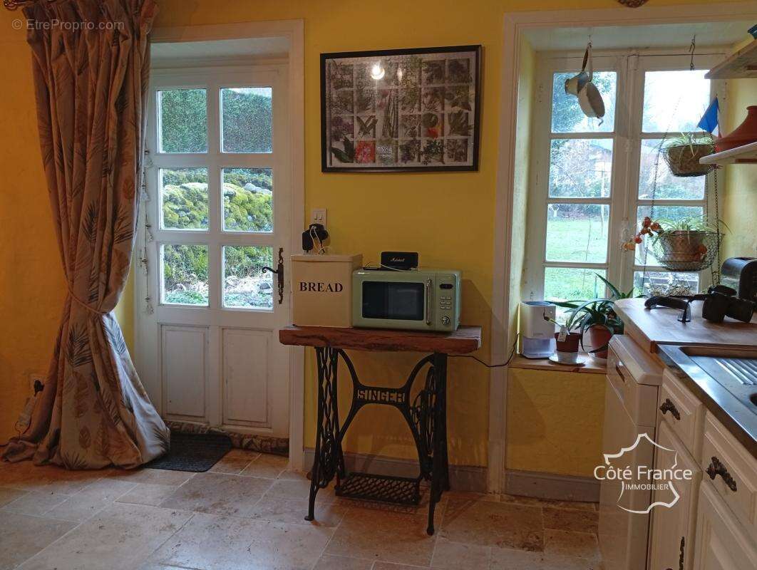 Maison à BARRIAC-LES-BOSQUETS