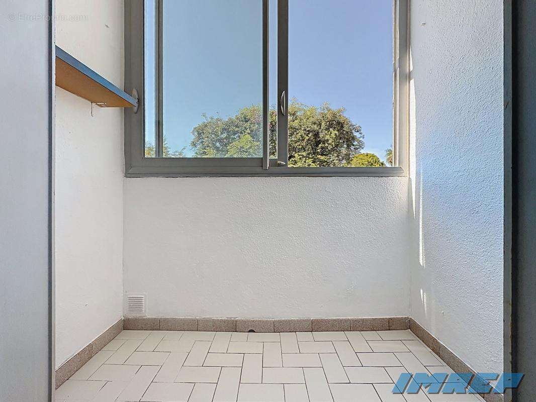 Appartement à MARSEILLE-9E