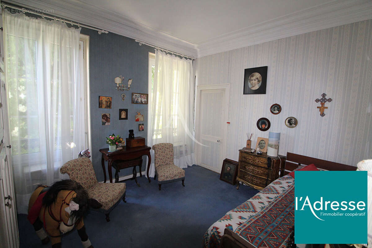 Maison à FLEURY-MEROGIS