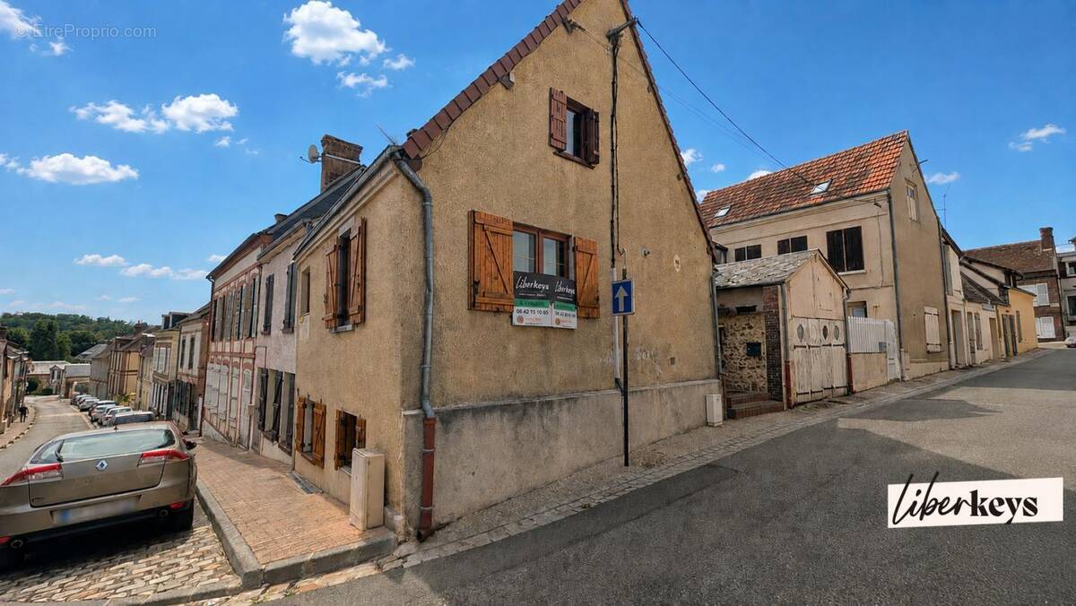 Idéal investisseur! Investissement locatif clé en main – Maison louée avec locataire en place - photo 1