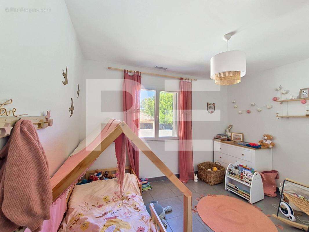 Maison à CAVEIRAC