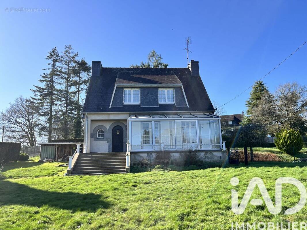 Photo 1 - Maison à PLOUNEVEZEL
