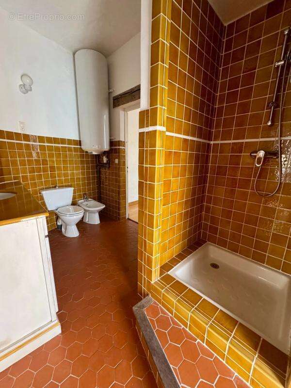 Appartement à LORGUES