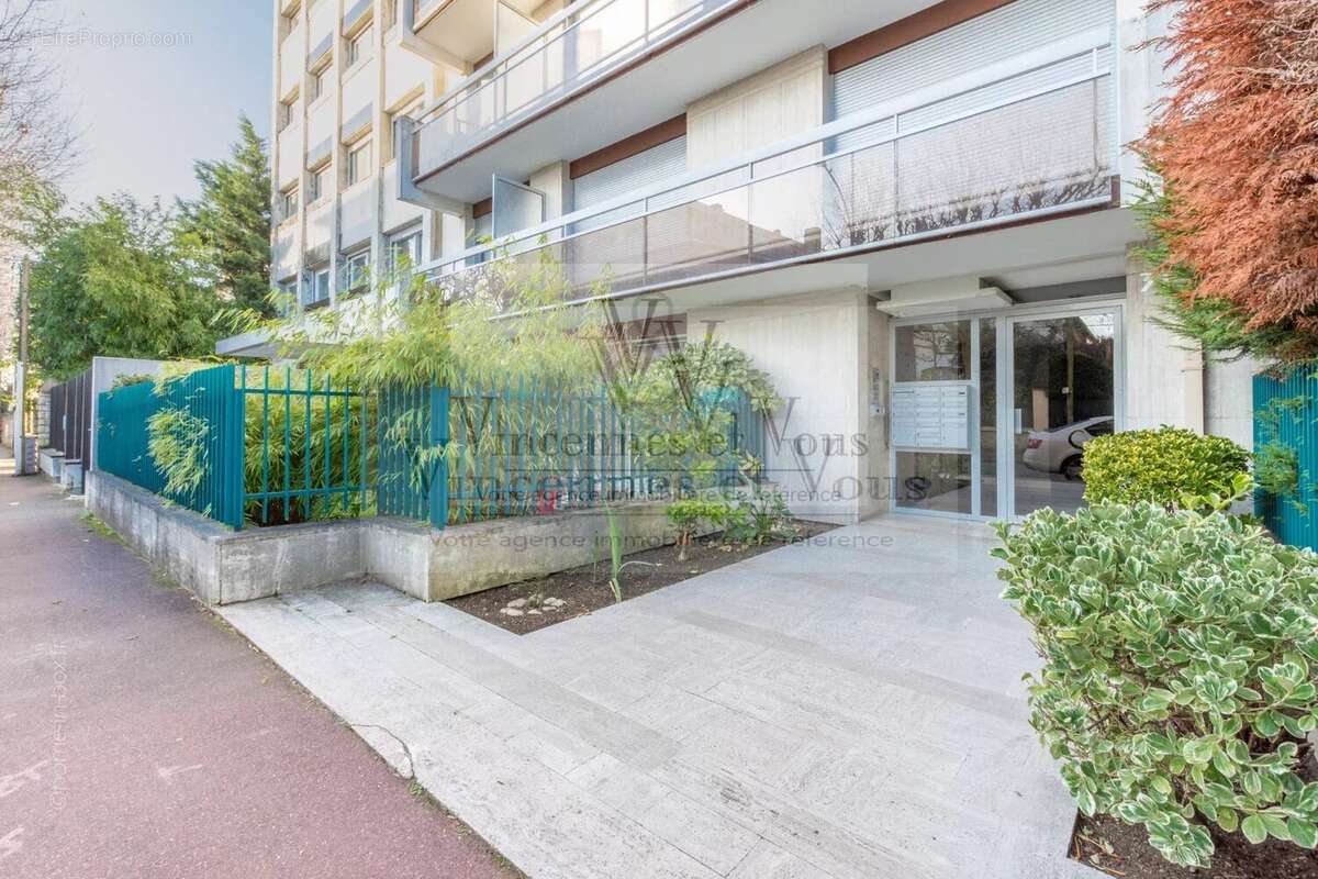 Appartement à SAINT-MAUR-DES-FOSSES