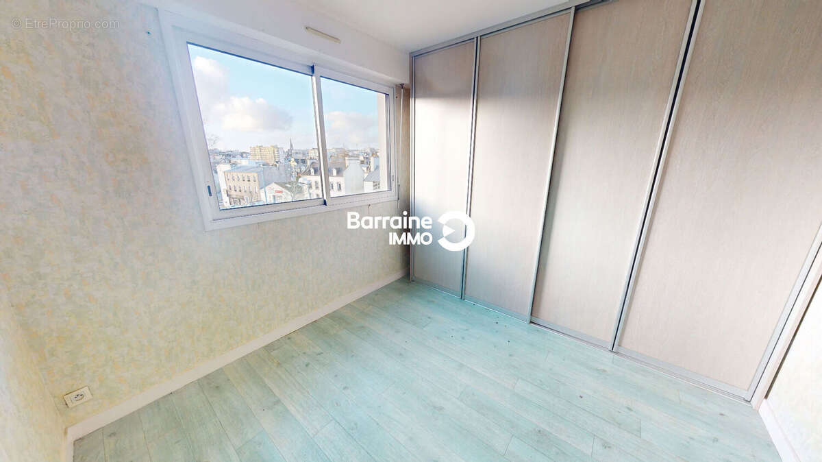 BREST FORESTOU - VENTE d'un appartement T4 de 85.10 m² - Ascenseur - Terrasse 14.4 m² - Vue mer - Garage - Parking - photo 16