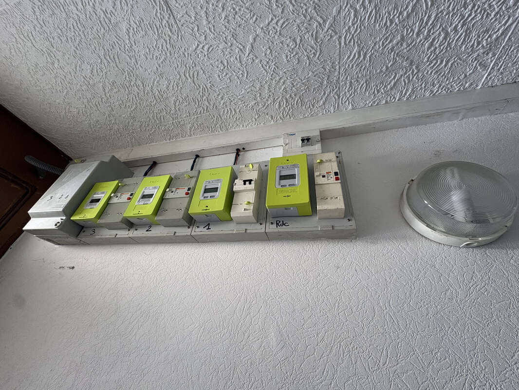 Appartement à VIC-LE-COMTE