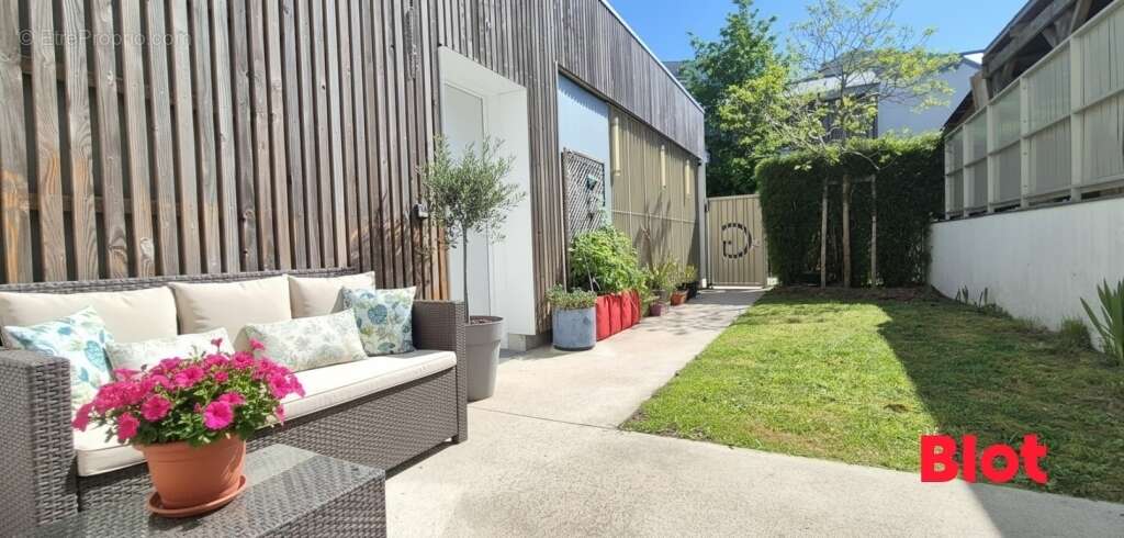 Appartement 62 m² à Saint-Herblain  - photo 2