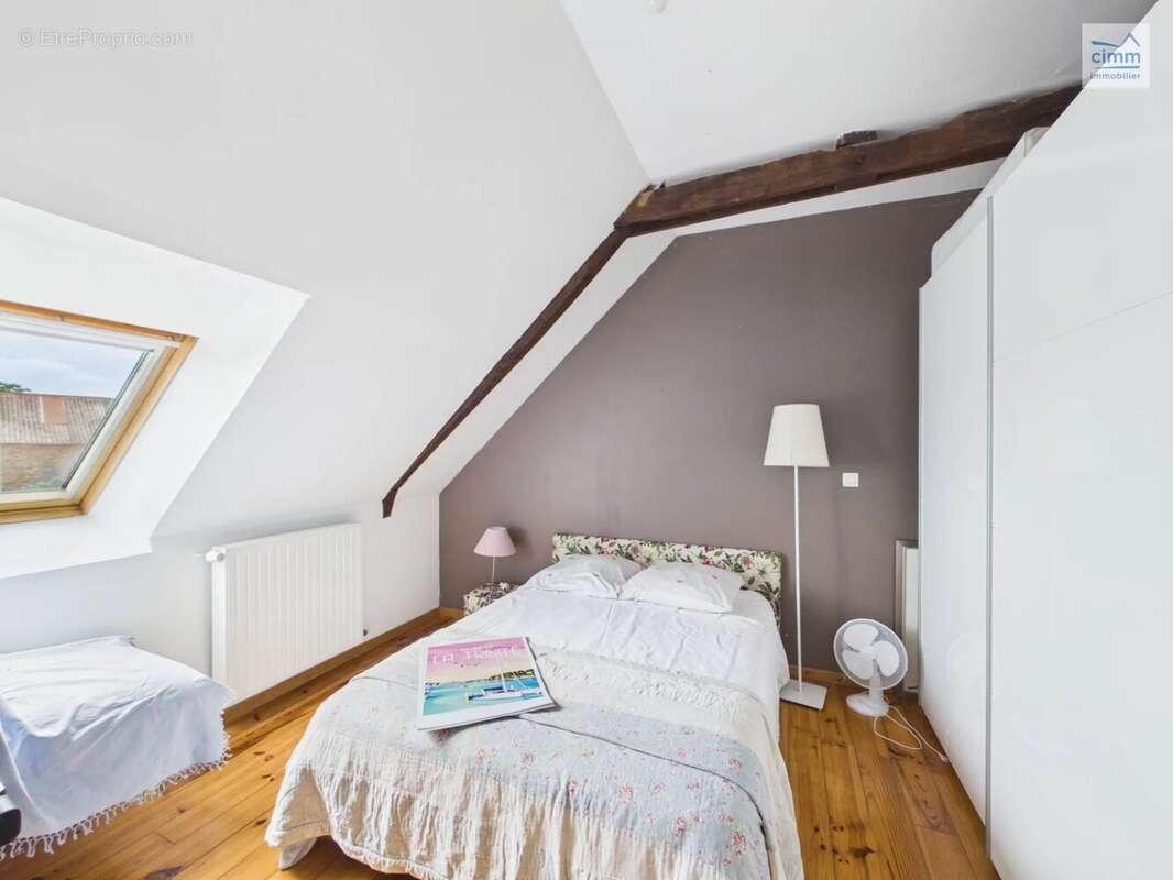 Maison à LES BRULAIS