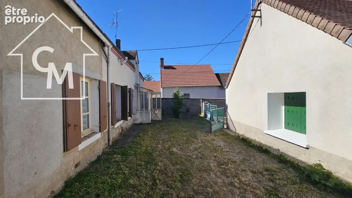 Maison de plain-pied à rénover avec dépendances et terrain de 309 m2 - photo 15