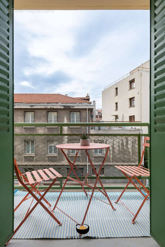 Appartement à MARSEILLE-8E