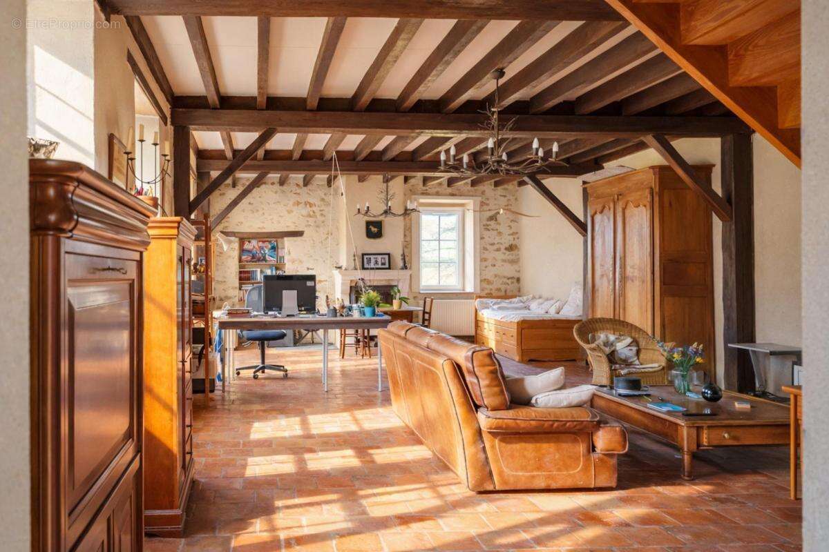 Maison à SAINT-JEAN-D'ASSE