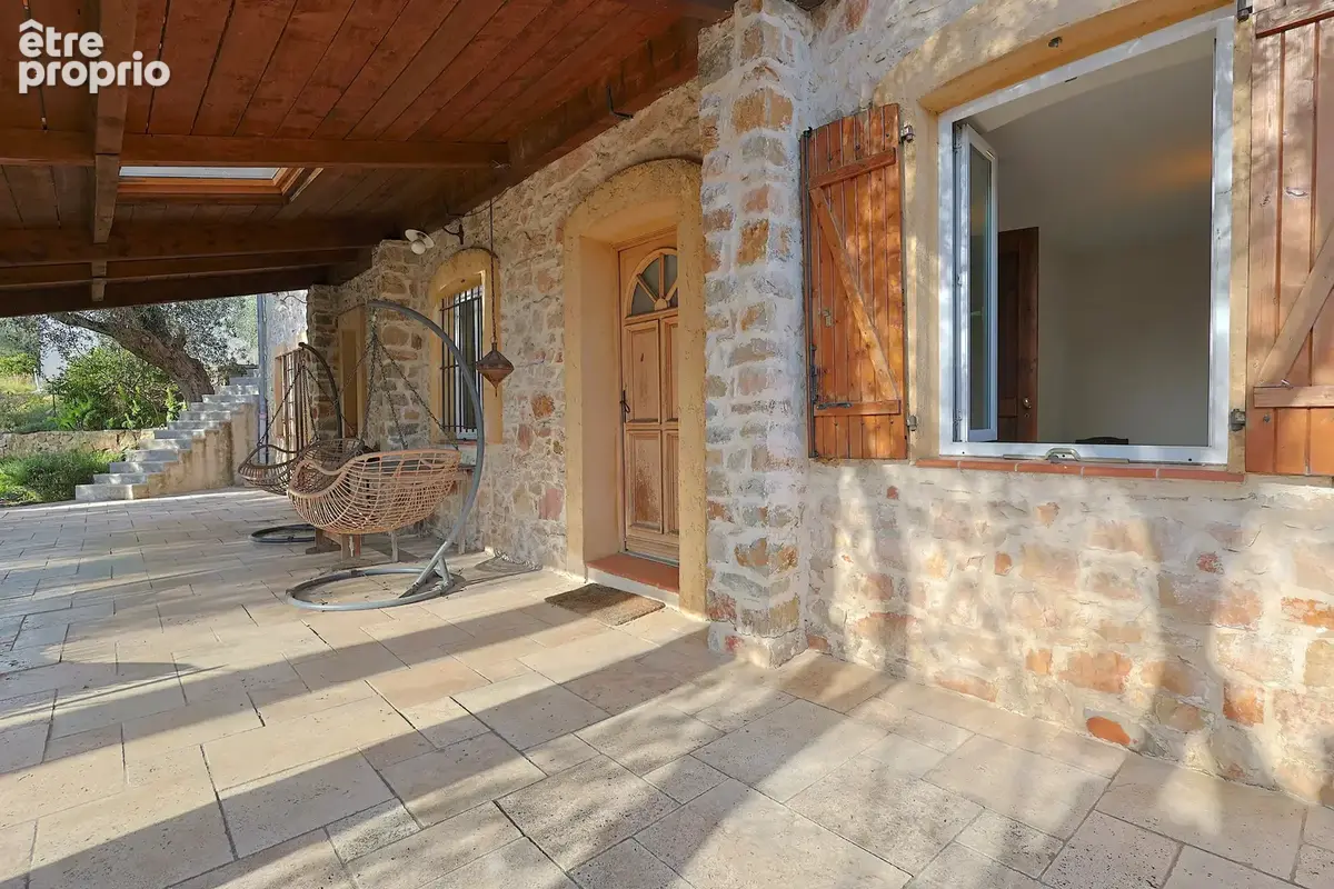 Exclusivité – vallauris – ancienne bergerie rénovée – 193 m² – 5 chambres – piscine - photo 58