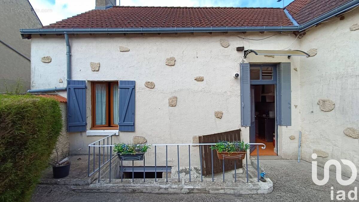Photo 1 - Maison à VENDOEUVRES