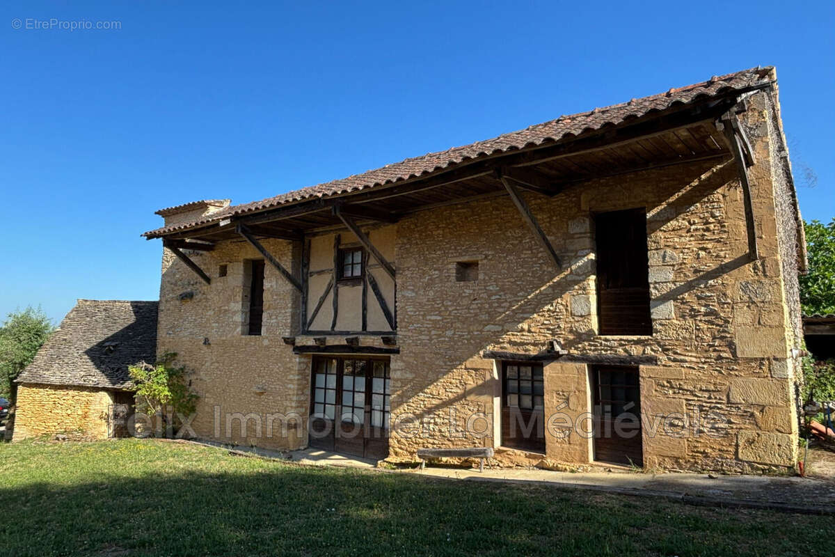 Maison à SARLAT-LA-CANEDA