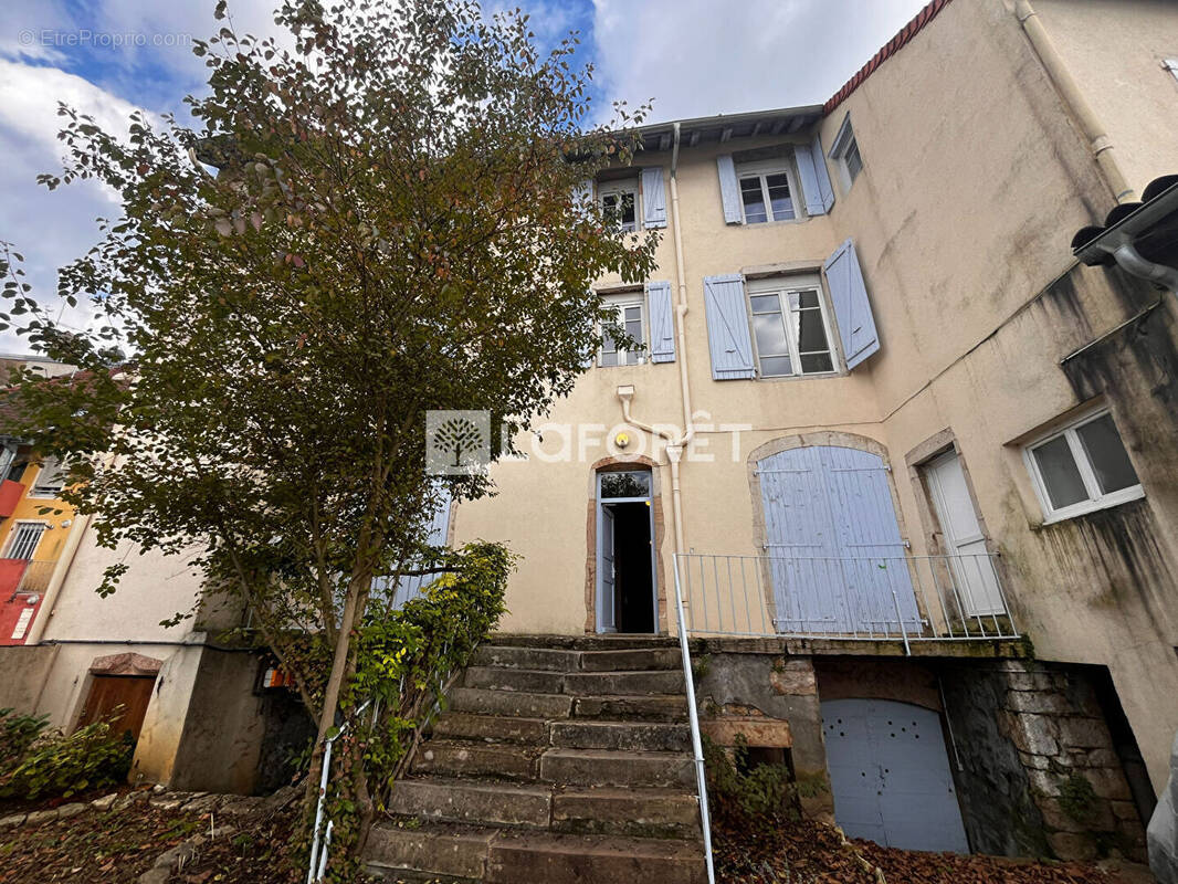 Appartement à LONS-LE-SAUNIER