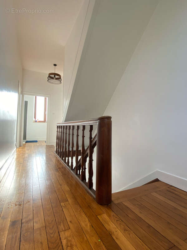 Maison à LA CROISILLE-SUR-BRIANCE