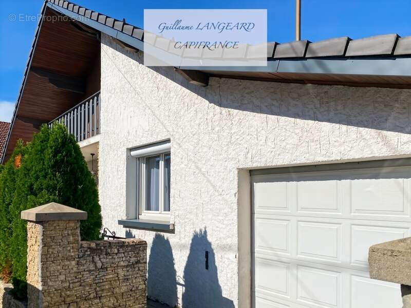 Maison à OYONNAX