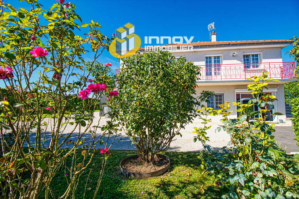 Maison à BEY