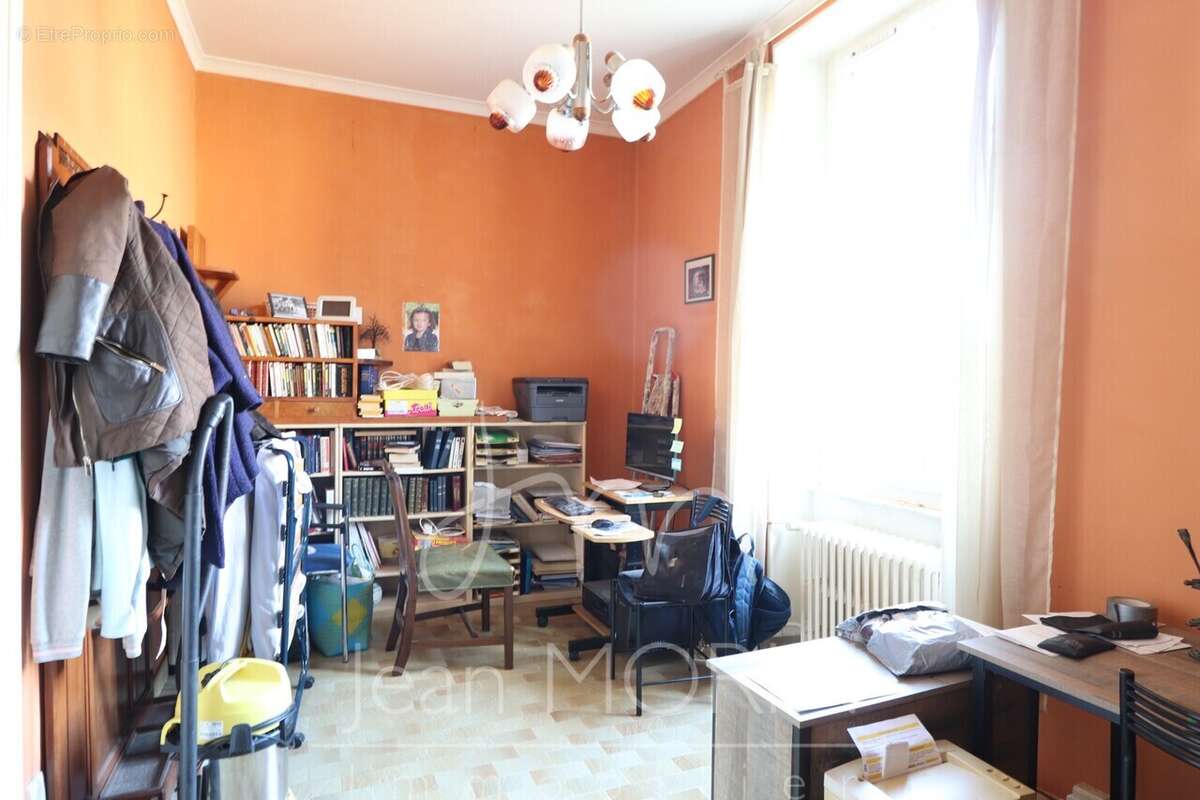 Maison à TOURNON-SUR-RHONE